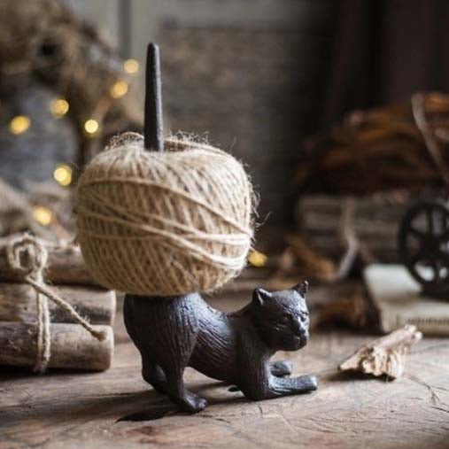 Cat String 01